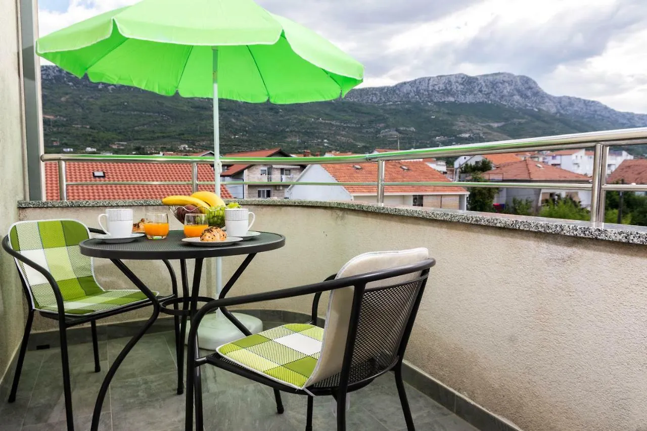 Apartment Sara Kaštela