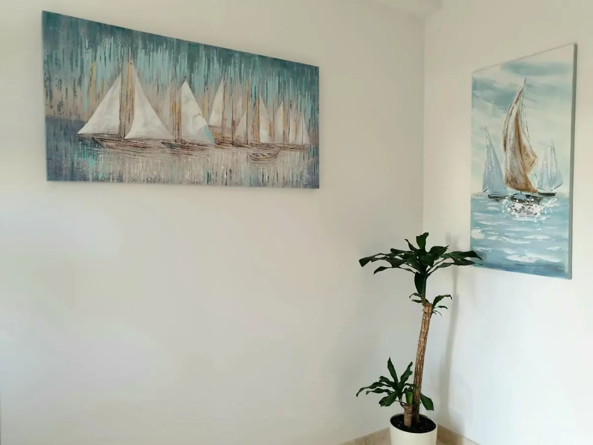 Apartment Sara Kastela Croatia